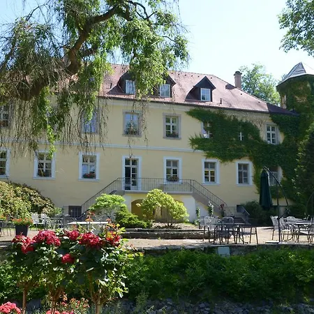 Landschloss Ernestgrün Apartment *