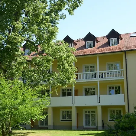 Landschloss Ernestgruen Neualbenreuth