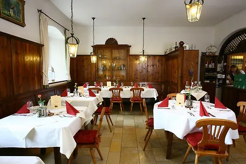 Landschloss Ernestgruen Apartment *