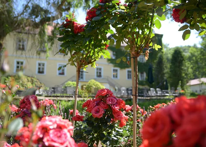 Landschloss Ernestgruen Neualbenreuth